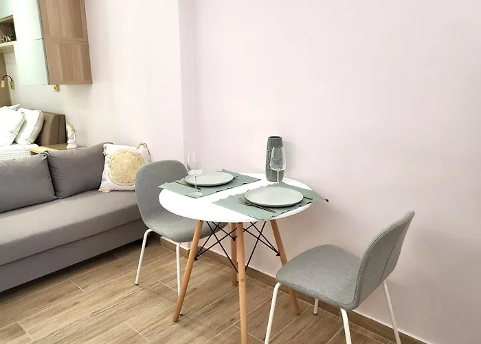 Апартаменты Meltemi Retreat *